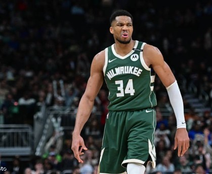 NBA官网公布新赛季东部前十球员 字母哥居首